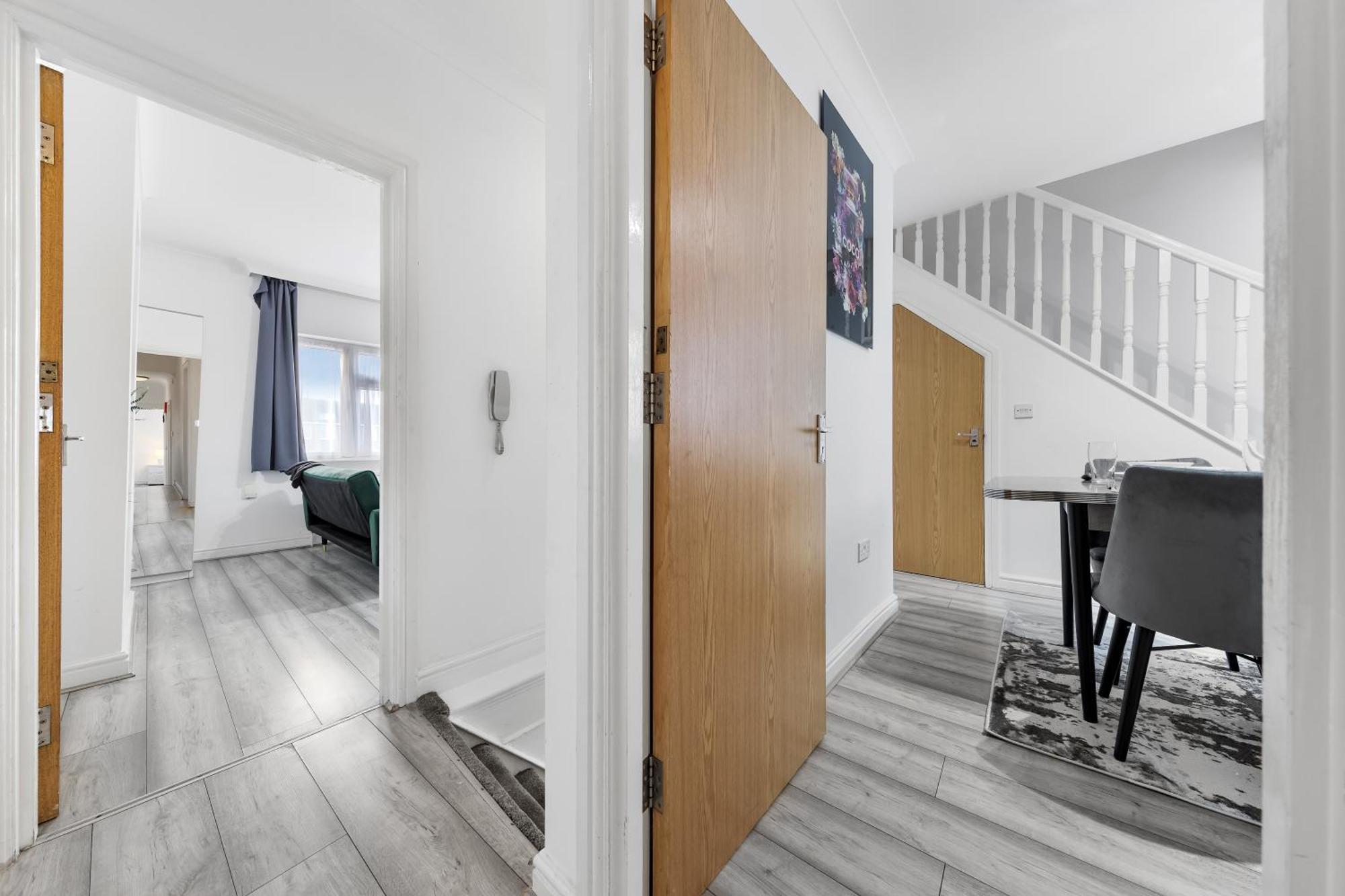 Green Hype - 10 Mins To Stadium - Sleeps 8 London Eksteriør bilde